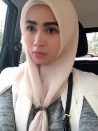 Image of Memanusiakan Perempuan
